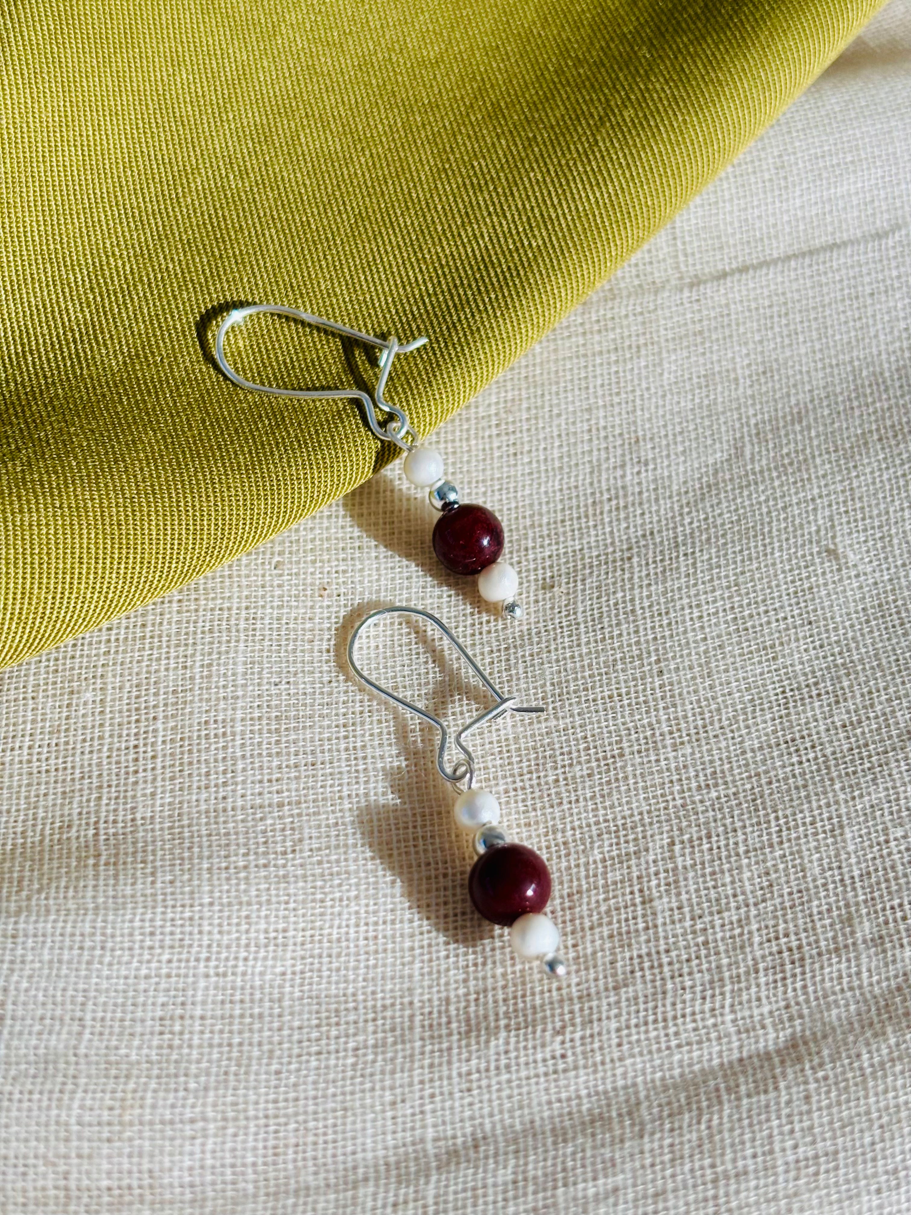 Sterling Silver Earrings with Pearl & Aqeeq - N07