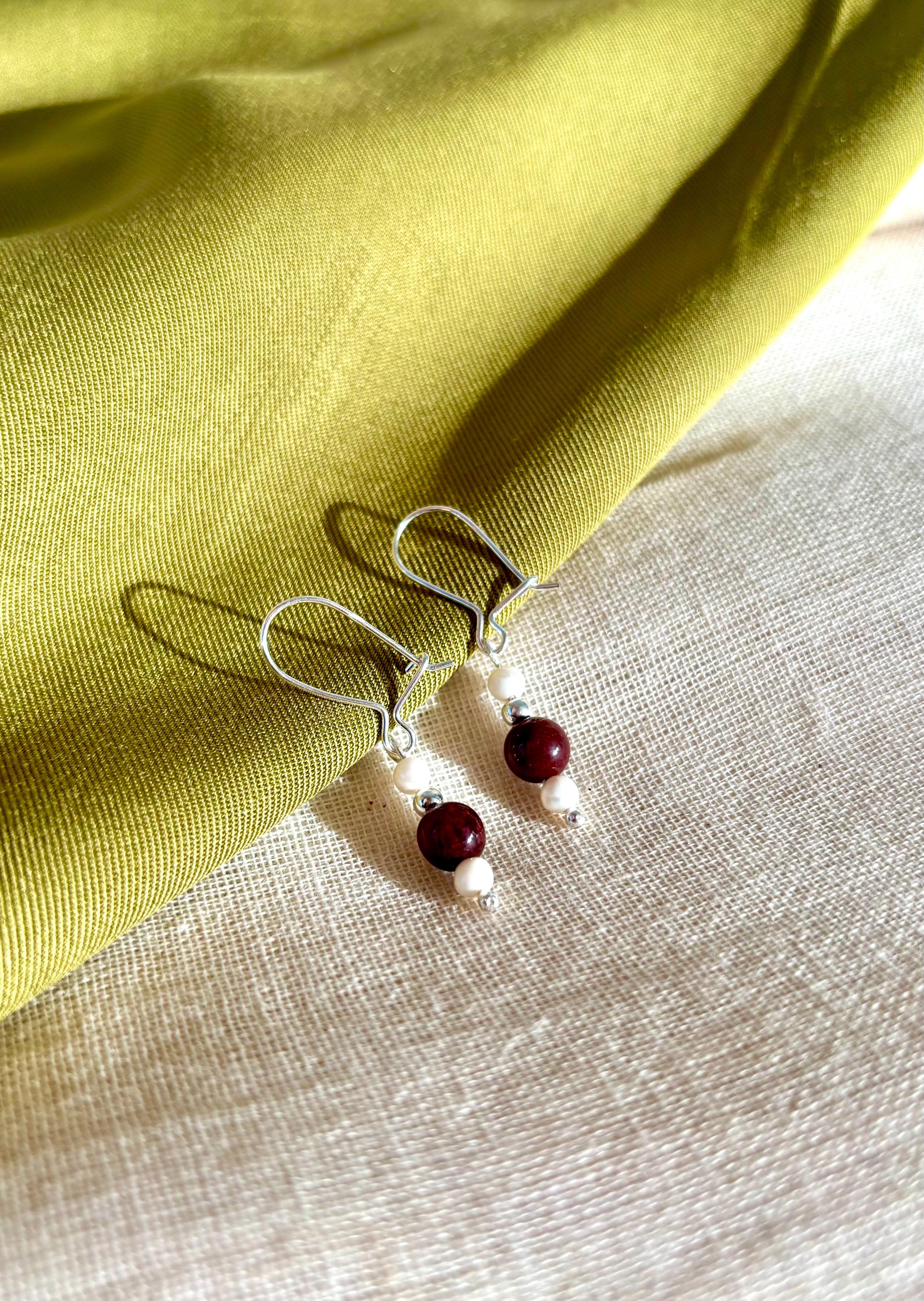 Sterling Silver Earrings with Pearl & Aqeeq - N07