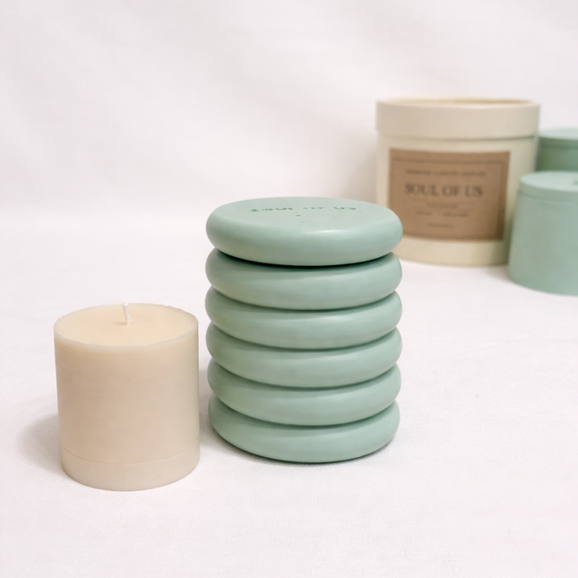 Handmade Candle Vessel & Soy Wax Candle - Light Green - Harman Shop & Atelier