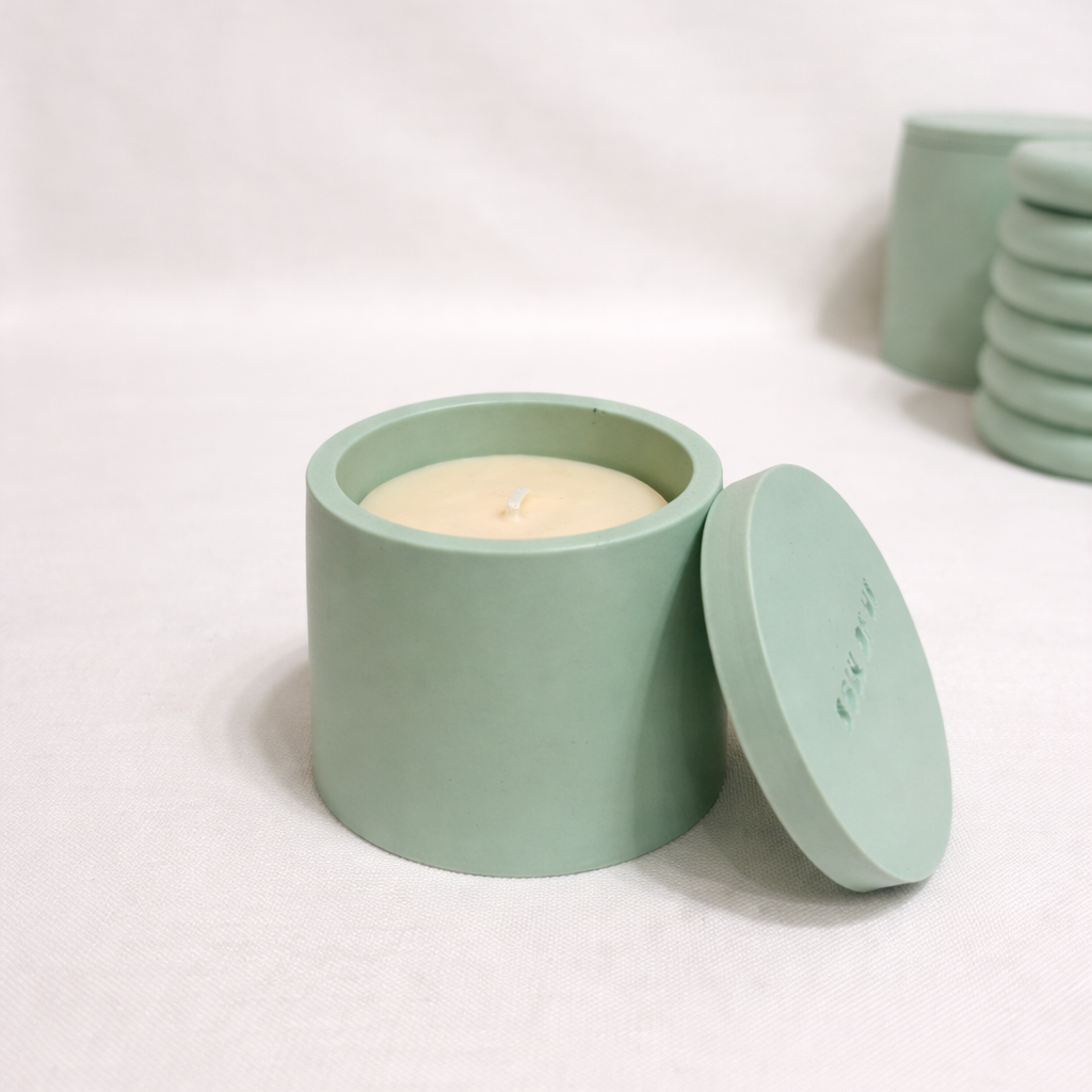 Handmade Candle Vessel & Soy Wax Candle - Light Green - Harman Shop & Atelier